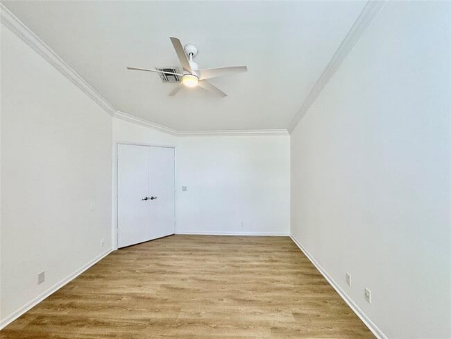 Building Photo - 5361 Buckhead Cir