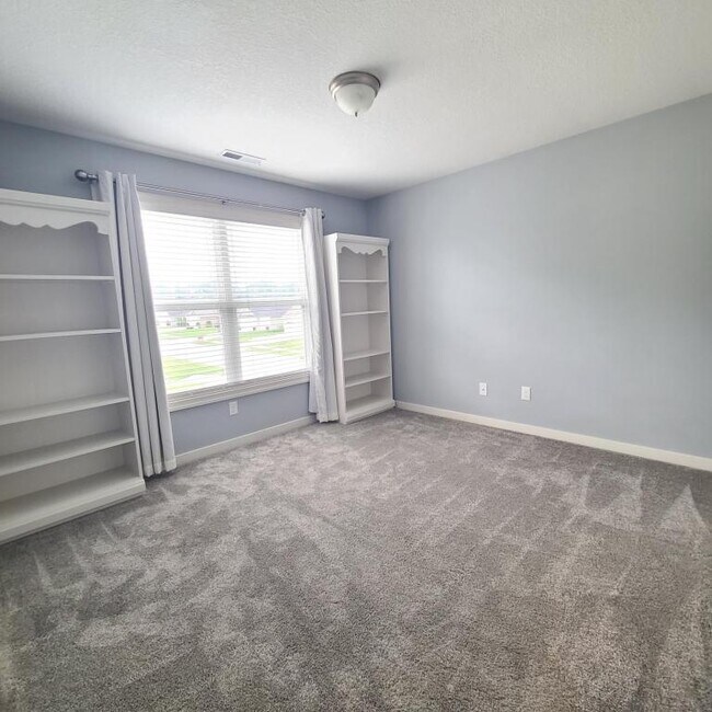 Building Photo - 13656 Four Elms Trail