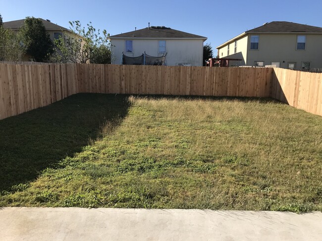 Building Photo - Remodeled in Buda: Shadow Creek Subdivision