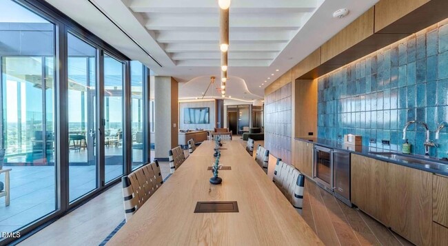 Building Photo - 1020 Hammell Dr