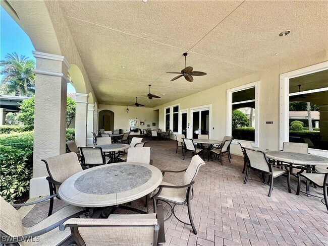 Building Photo - 2048 Painted Palm Dr