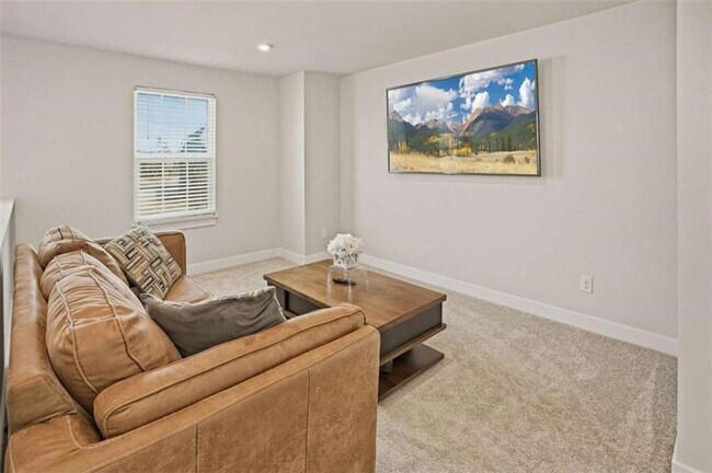 Building Photo - 305 Meuse Ln