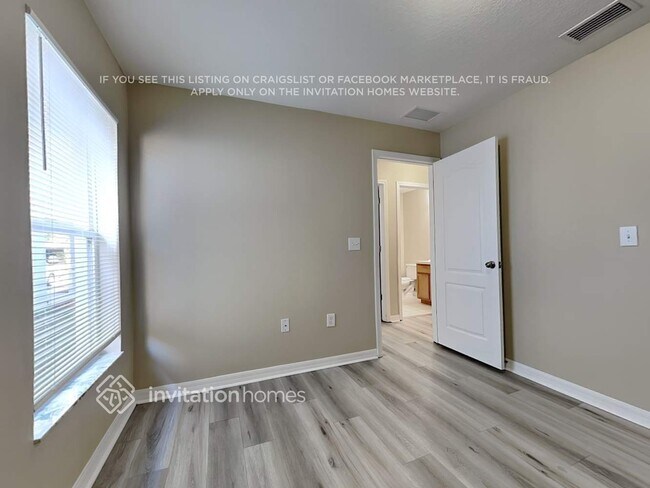 Building Photo - 15404 Peach Stone Pl