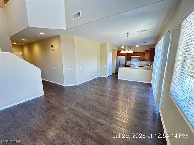 Building Photo - 8977 Castledowns St