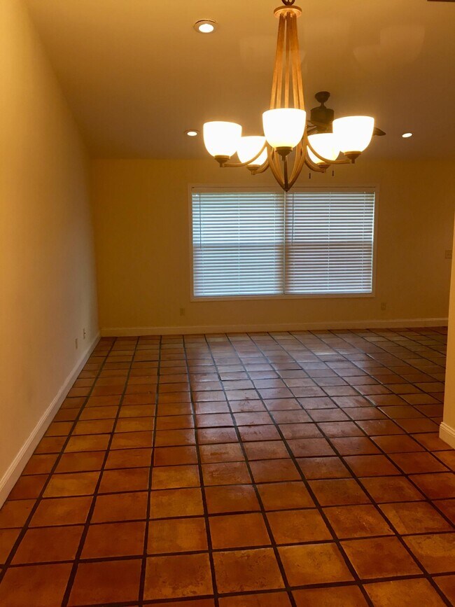 Building Photo - 7256 162nd Ct N
