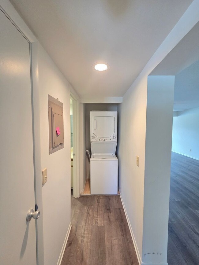 Building Photo - Over 55 Community~Waterview~Washer& Dryer~...