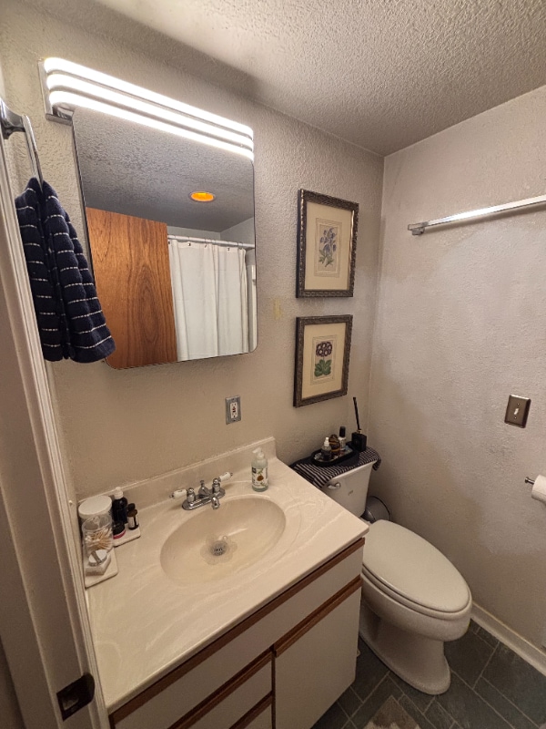 Building Photo - 539 29th Ave S