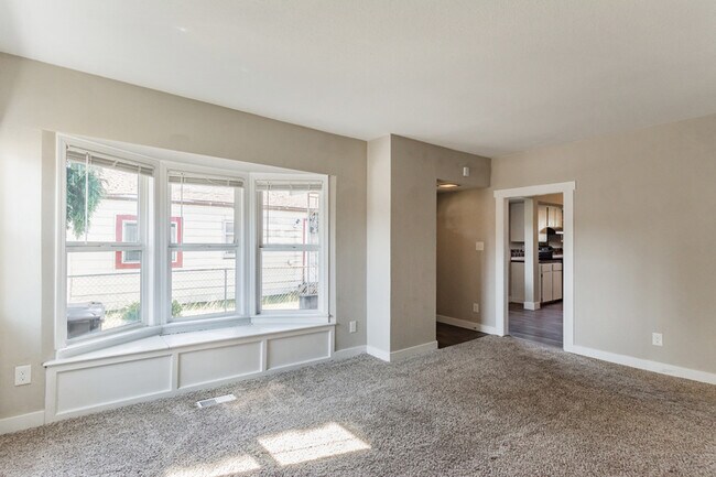 Building Photo - 3636 S Tyler St