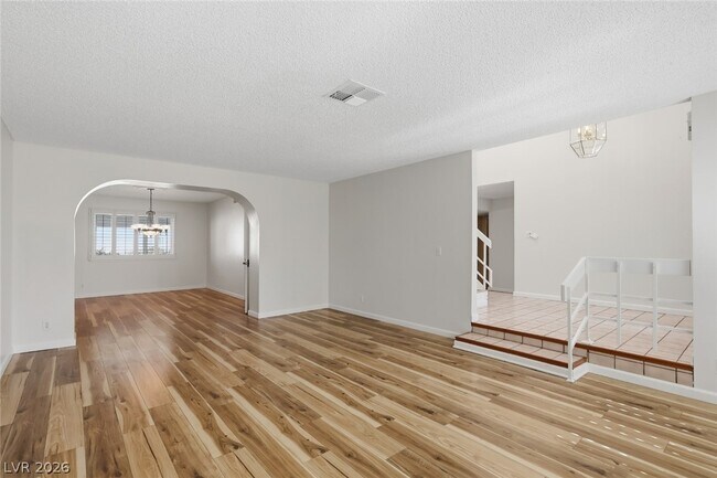 Building Photo - 3321 Basque St