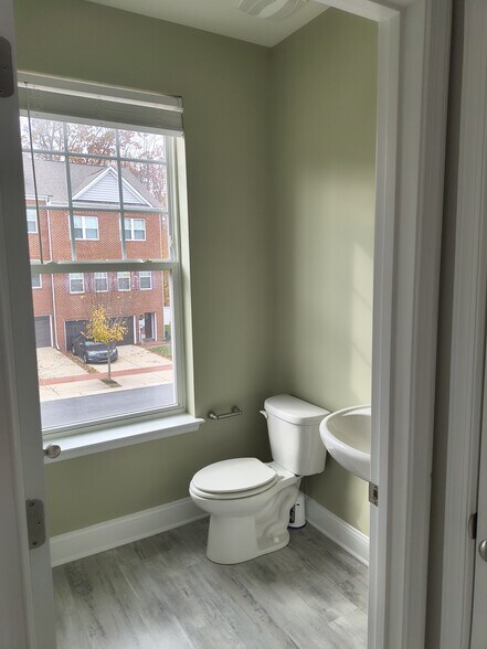 Building Photo - 15116 Hogshead Way