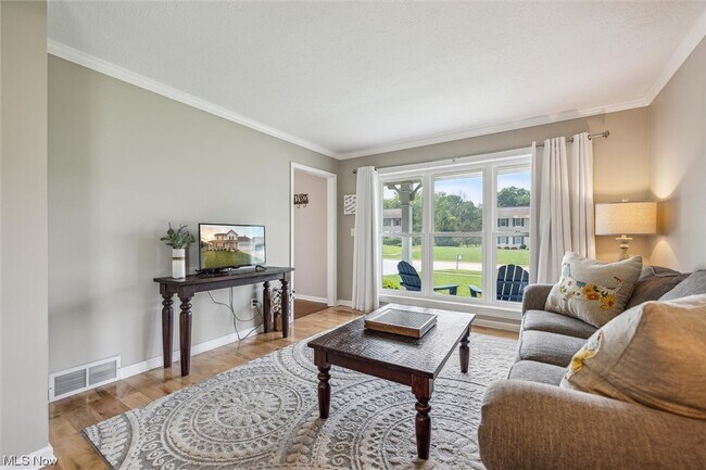 Building Photo - 4015 Alameda Ct