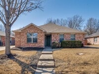 Building Photo - 2056 River Birch Ln