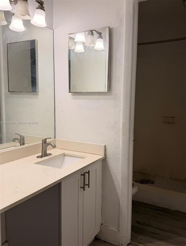 Building Photo - 4535 Treehouse Ln