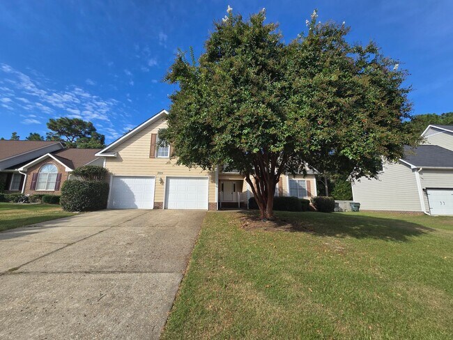 Primary Photo - NEW LISTING!!!!!