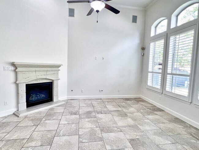 Building Photo - 78 Lindenberry Cir