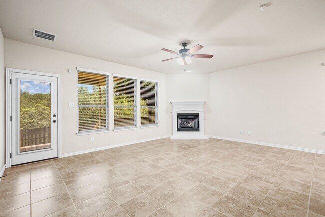 Building Photo - Bella Vista Rental - 5 Bedroom 3.5 bath!
