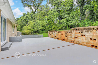 Building Photo - 1734 Mary Lou Ln SE