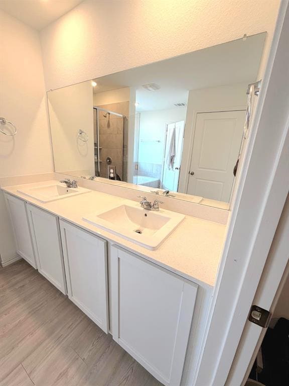 Building Photo - 2520 Four Waters Lp