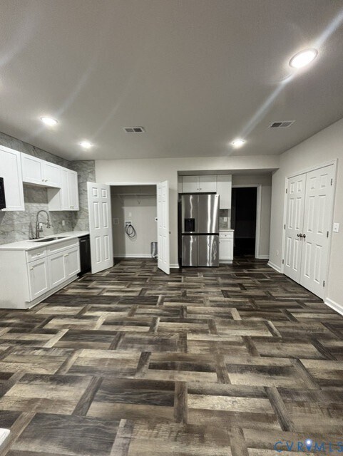 Building Photo - 8936 Lewdown Pl