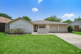 Building Photo - Spacious 4-Bedroom, 2-Bath Home in Texas C...