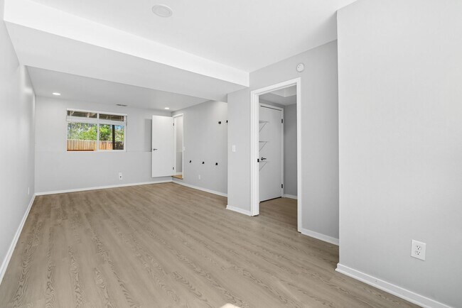 Building Photo - 3-bedroom, 2.5 bathroom home across the st...