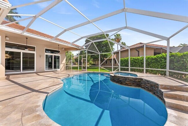 Building Photo - 6689 NW 70th Pl