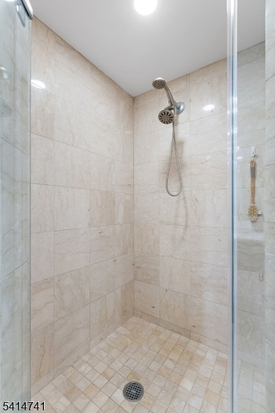 Building Photo - 8100 River Rd