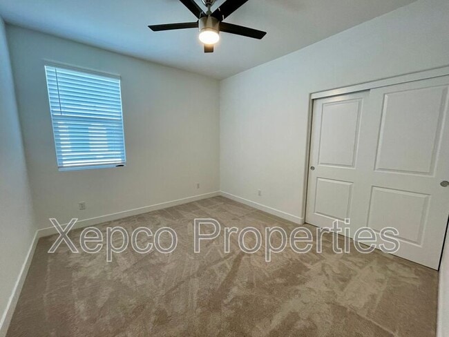Building Photo - 41425 Penn Dr