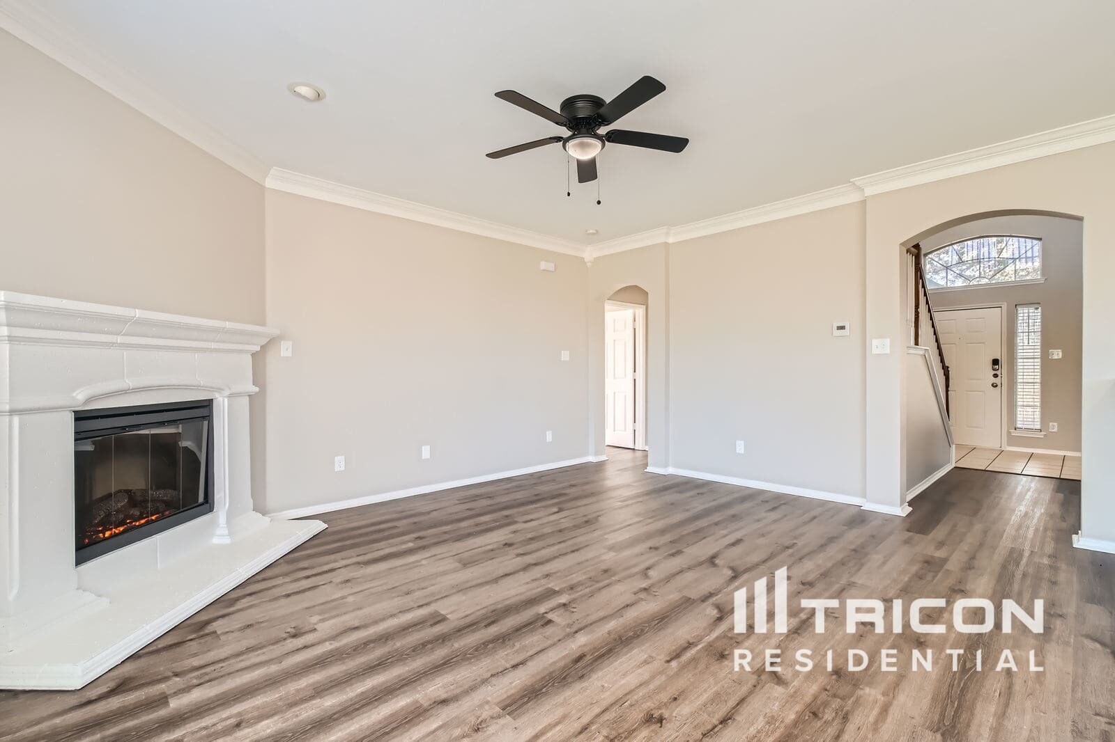 Building Photo - 1216 Juniper Ln