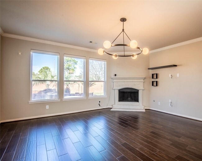 Building Photo - 2802 Silhouette Bay Dr