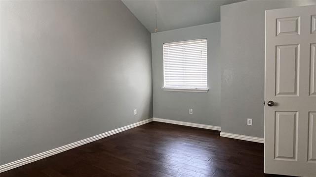 Building Photo - 3224 Plumstead Dr