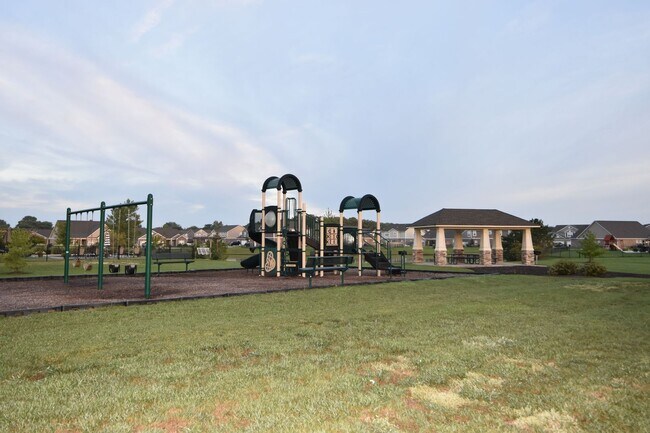 Building Photo - New Palestine 4 Bedroom Home