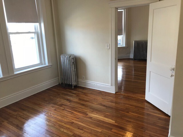 Building Photo - 1350 Commonwealth Ave