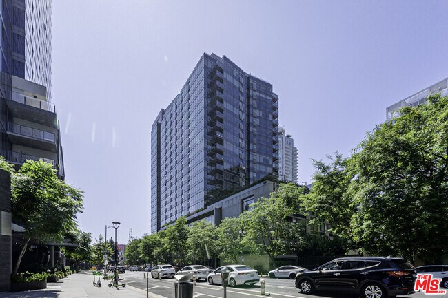 Building Photo - 1155 S Grand Ave