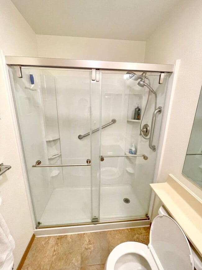 Building Photo - Haleakala Gardens - Furnished 3bed/2bath C...