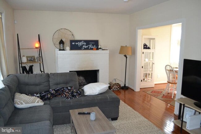 Building Photo - 114 Southfield Rd