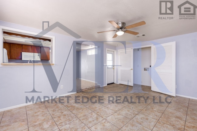 Building Photo - 3Bed/2Bath House at 19th Ave/Camelback! Move-In Ready on 06/11/2026! -- NO HOA! CORNER LOT!