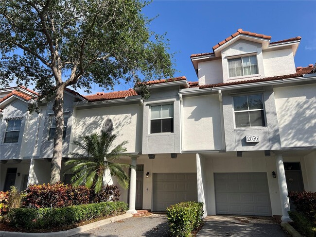 Primary Photo - 2056 Alta Meadows Ln