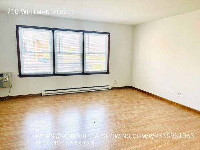 Building Photo - Beautiful newly renovated  2 Bedroom Apt! ...