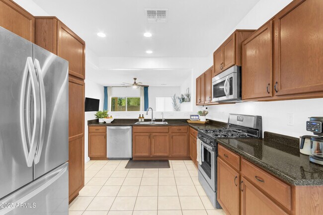 Building Photo - 7566 W Congressional Way