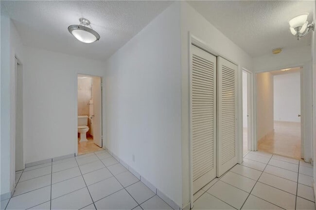 Building Photo - 345 N Fort Lauderdale Beach Blvd