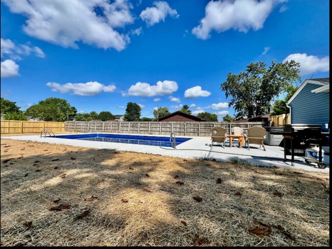 Building Photo - New Pool! Just vibes by the pool. Fully fenced yard