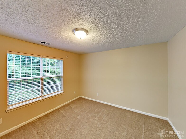 Building Photo - 831 Asbury Trail