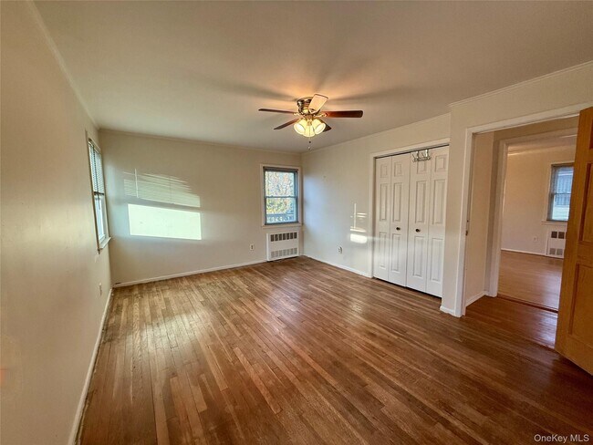 Building Photo - 575 E Fulton St