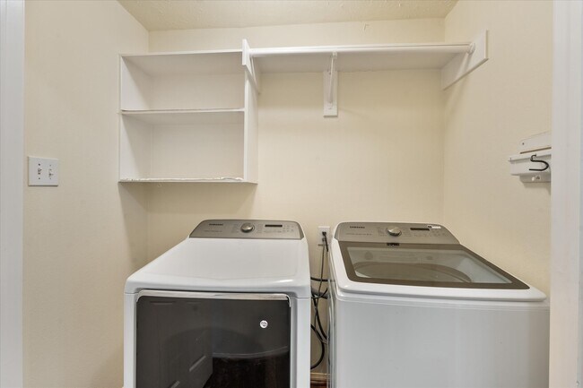 Building Photo - 2618 Oxhill Ct