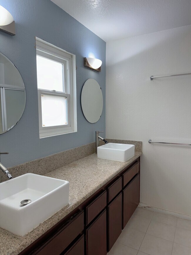 Master Bathroom - 509 W Duarte Rd