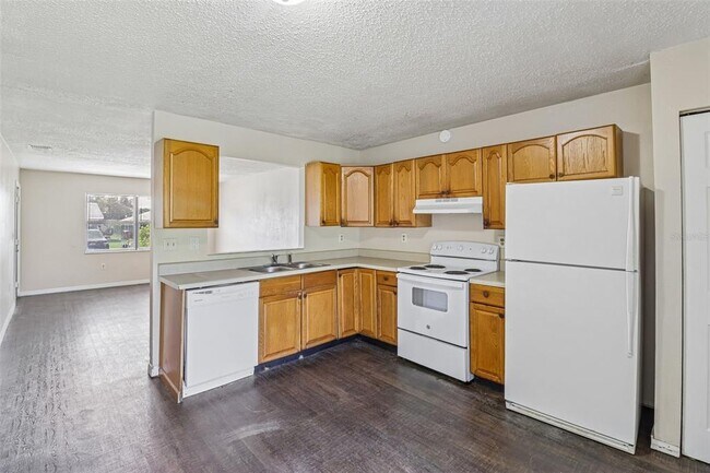 Building Photo - 384 Cocoa Ct