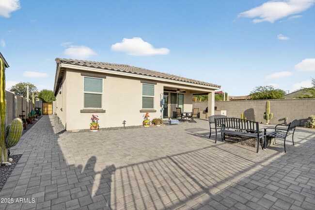 Building Photo - 17763 W Granite View Dr