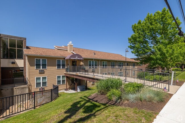 Primary - Independence Manor