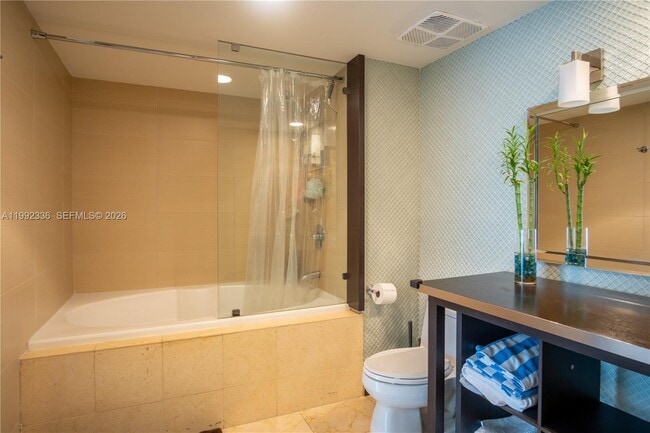 Building Photo - 1850 S Ocean Dr